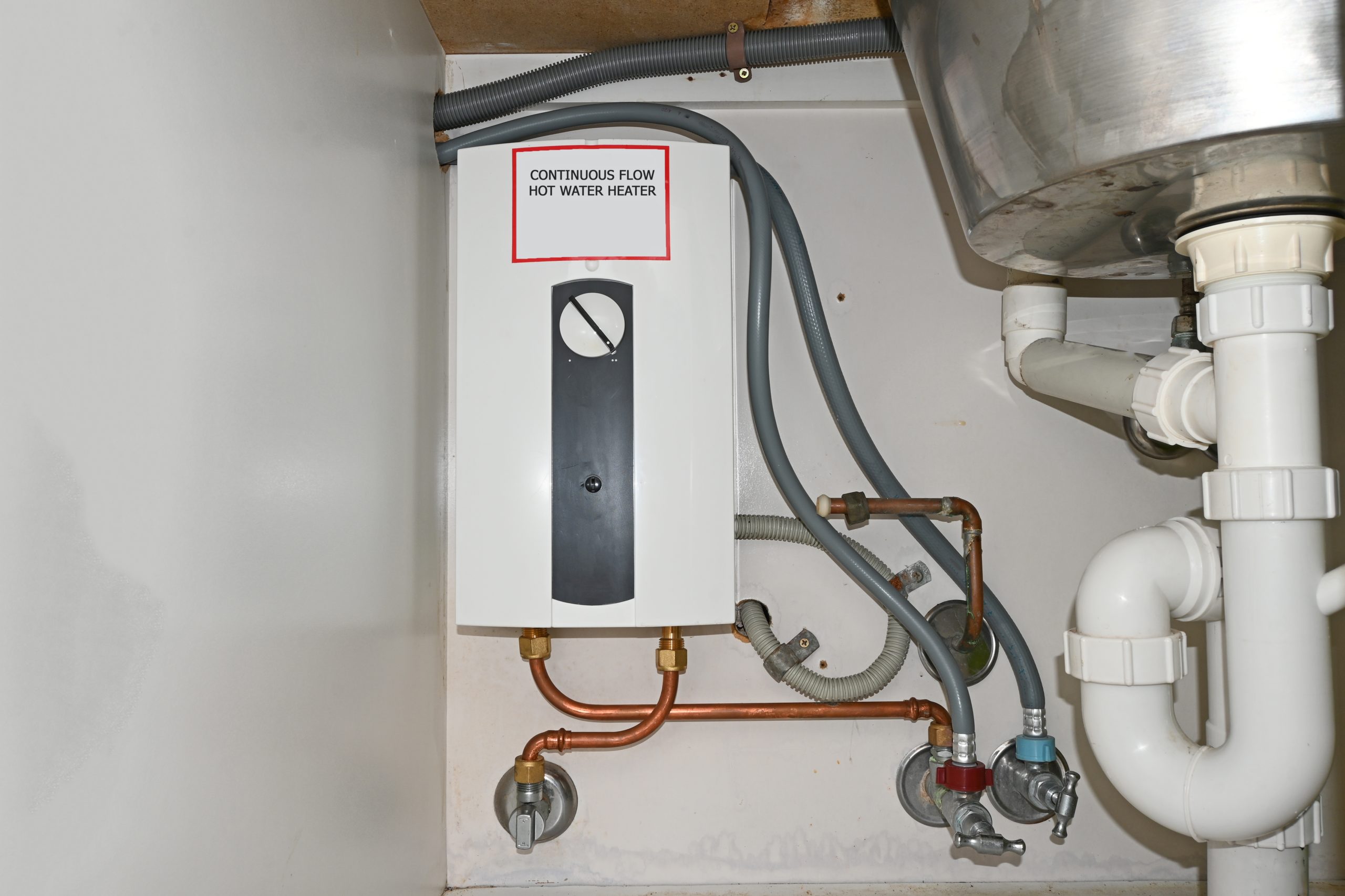 Hvac, water heater, water heater tank, tankless water heater, advantages of a tankless water heater